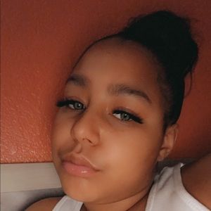 Meet your Posher, Diamond